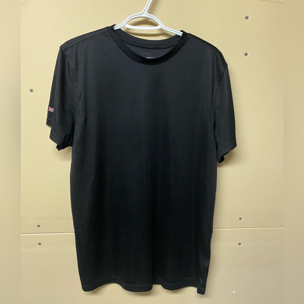 2/$20❤️- SHIRT | Men’s Hockey News shirt size medium